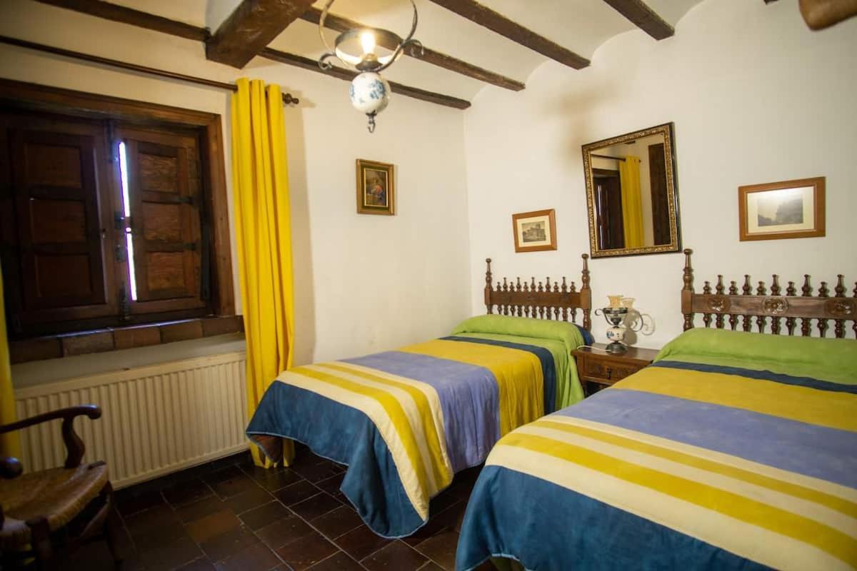 Casa Rural La Central-La Higuerilla เอลวาร์โก เด อาวีลา ภายนอก รูปภาพ